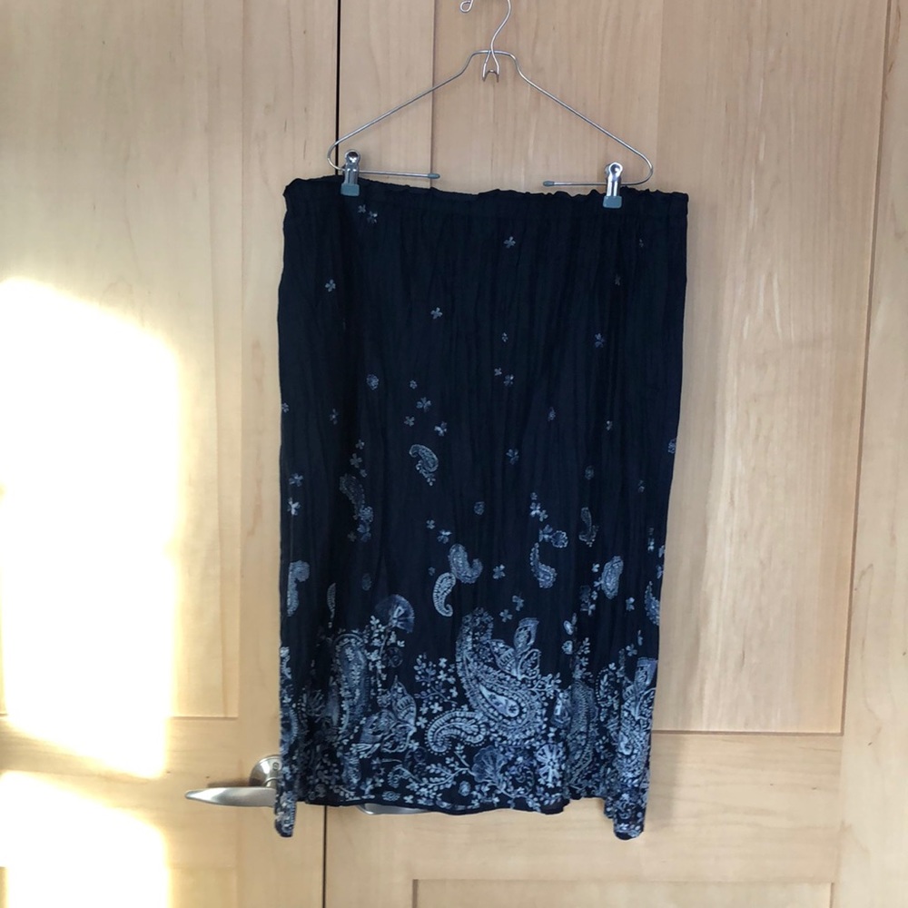 Eddie Bauer fully lined skirt XL LIKE NEW!